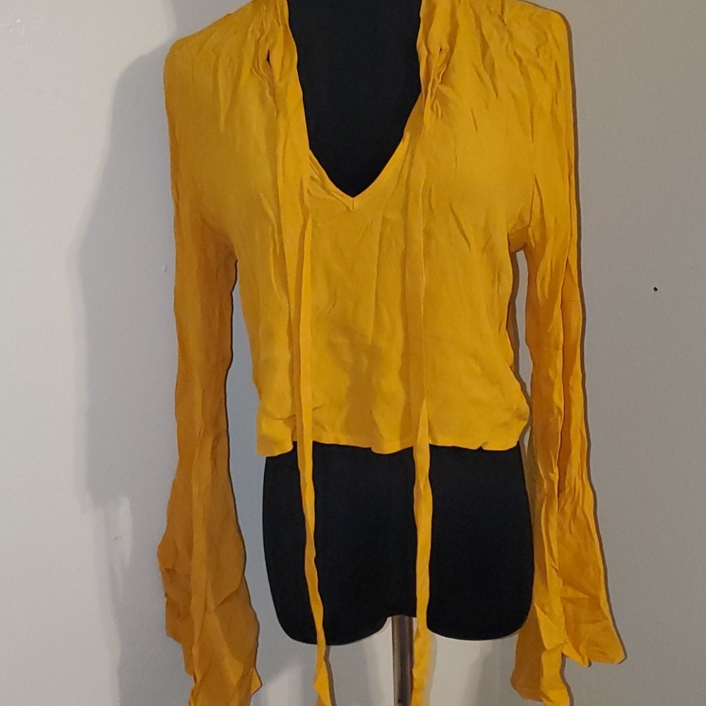 Forever21 Bell Sleeve Shirt Dark Yellow/Orange M